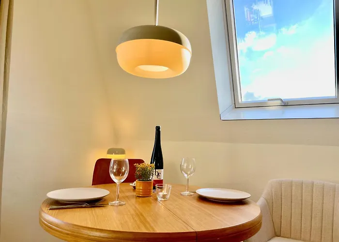 Zentral Wohlfuehlen No2 * Kleef